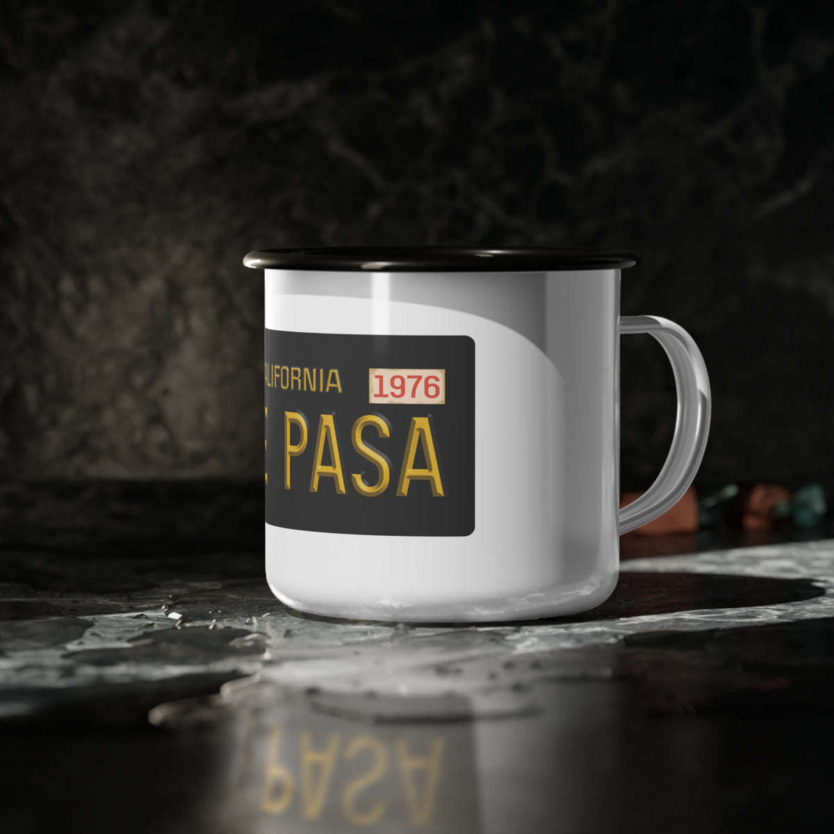 “QUE PASA” Vintage White Enamel Coffee  Cup